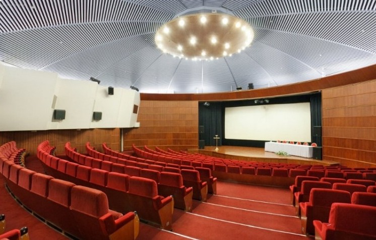 Главный зал